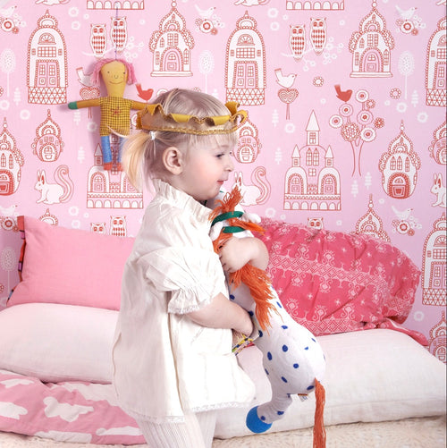 Palace Garden Wallpaper in Pink 